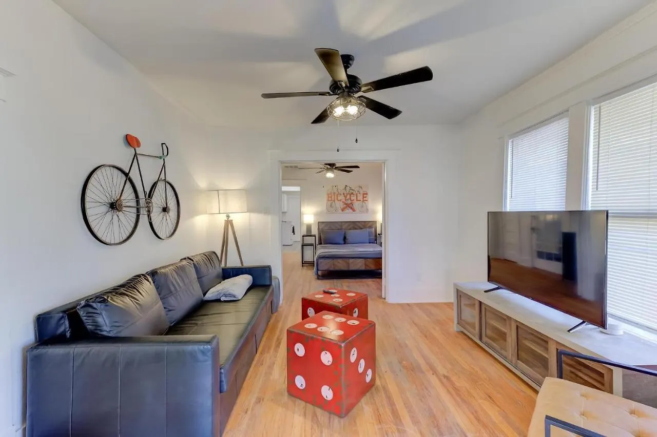 Charming Cooper-Young Flat In The Heart Of Memphis United States