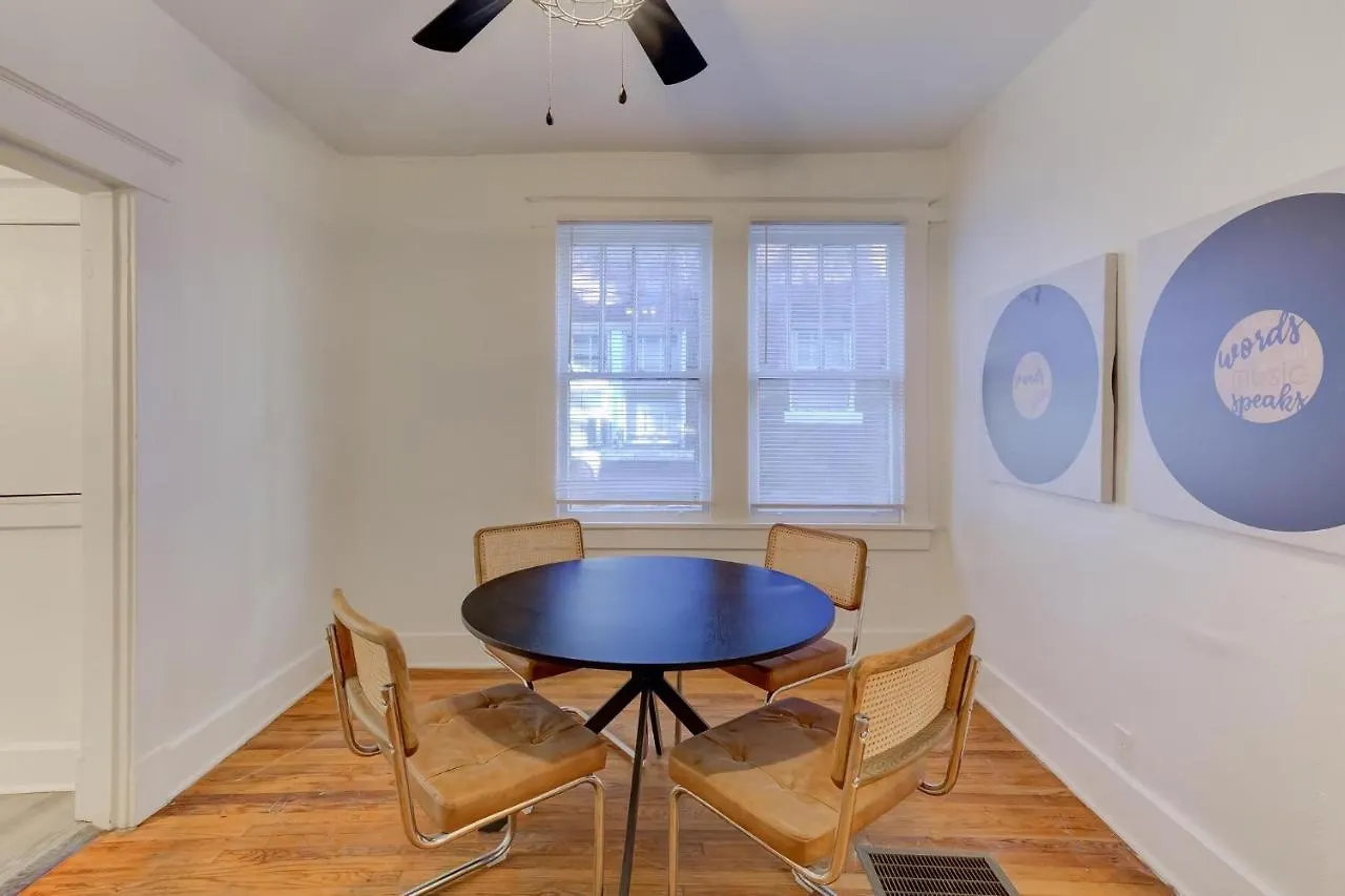 Charming Cooper-Young Flat In The Heart Of Memphis 0*,  United States