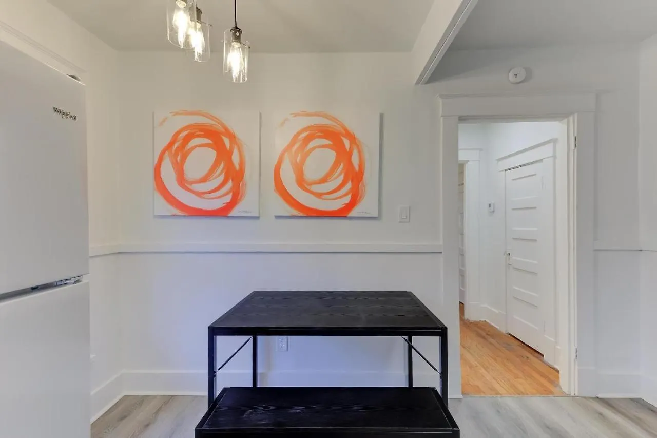 Charming Cooper-Young Flat In The Heart Of Memphis